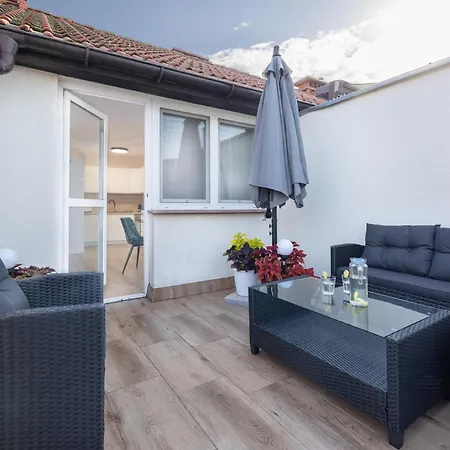 Heart Of With Terrace & Old Town View By Renters * Kołobrzeg