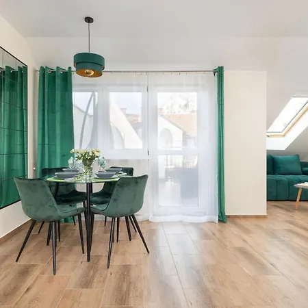 Apartamento Heart Of With Terrace & Old Town View By Renters Kołobrzeg