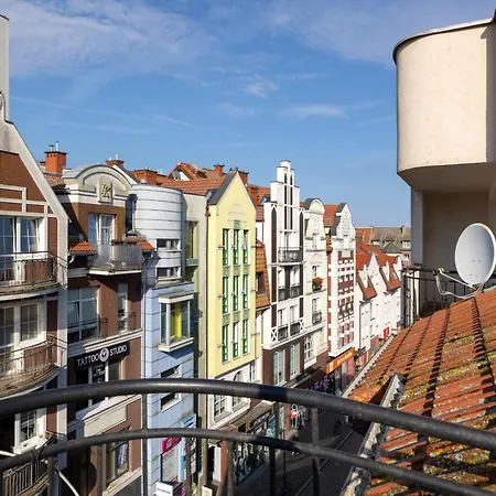 Appartement Heart Of With Terrace & Old Town View By Renters